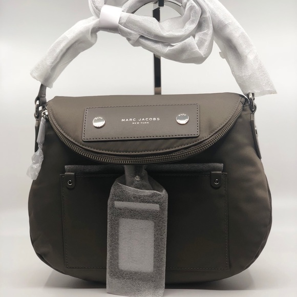 Marc Jacobs Preppy Natasha Crossbody - Picture 2 of 8